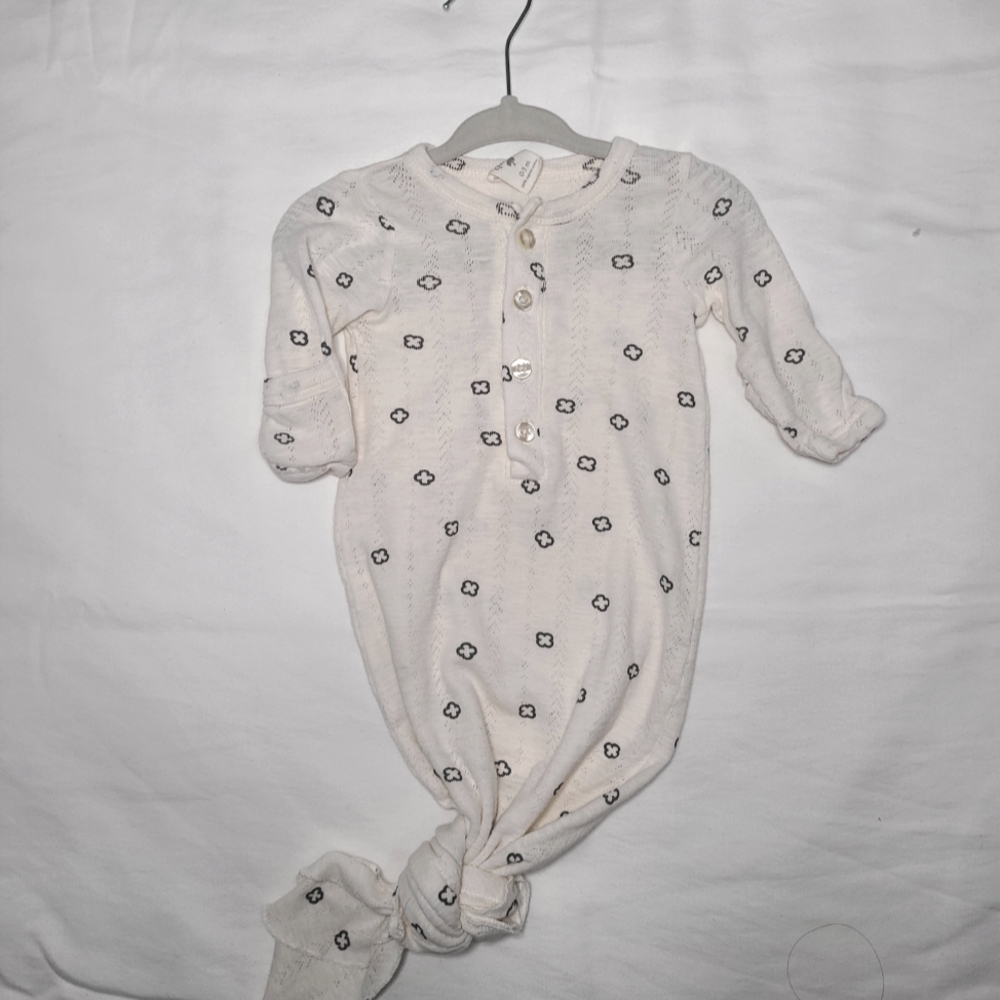 Kate Quinn Knotted Gown size 0-3m